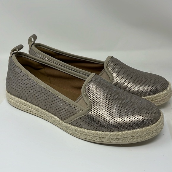 Clarks Shoes - CLARKS COLLECTION LEATHER GOLD SHIMMER METALLIC ESPADRILLE LOAFER SLIP ON SIZE 9